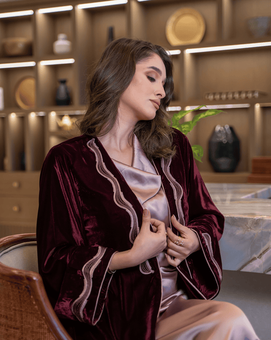 Cerise Précieuse – Abaya 2 pièces
