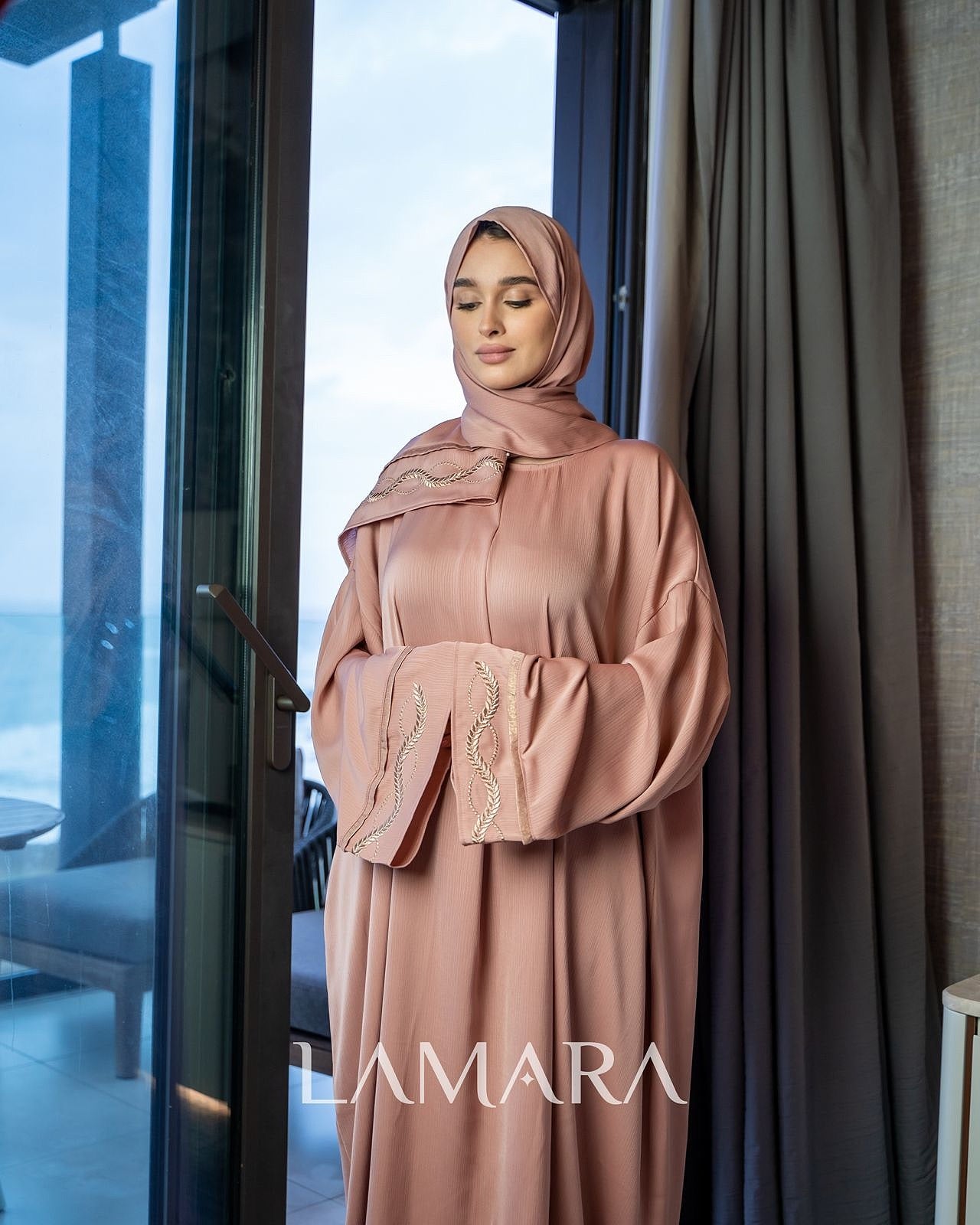 Abaya prière rose